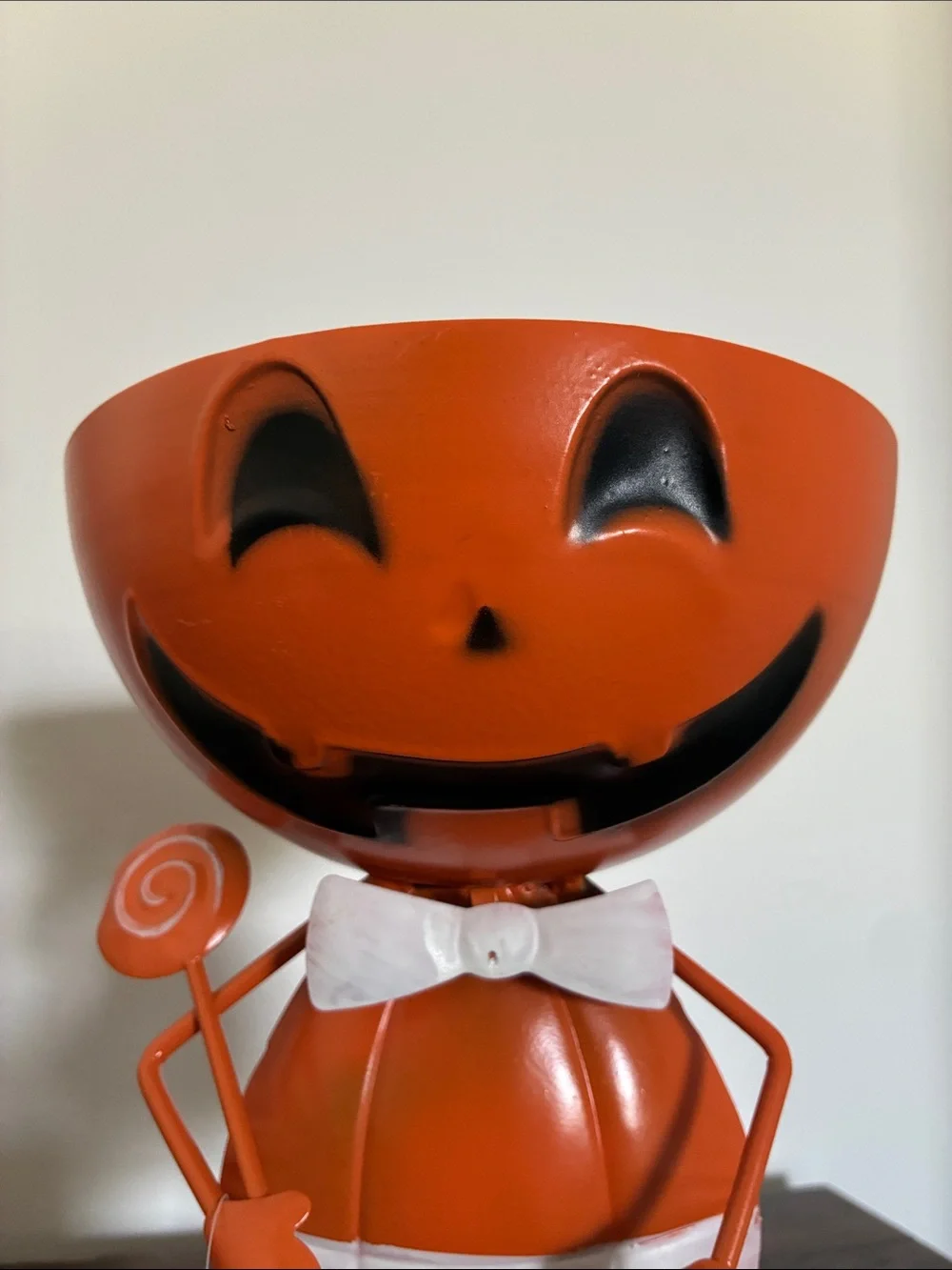 NWT- Orange Metal Jack-o-lantern Pumpkin Man Halloween Candy Bowl